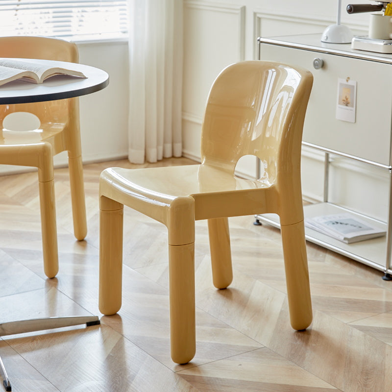 Retro Cream Nordic Chair with Plastic Backrest for Home, Café or Studio